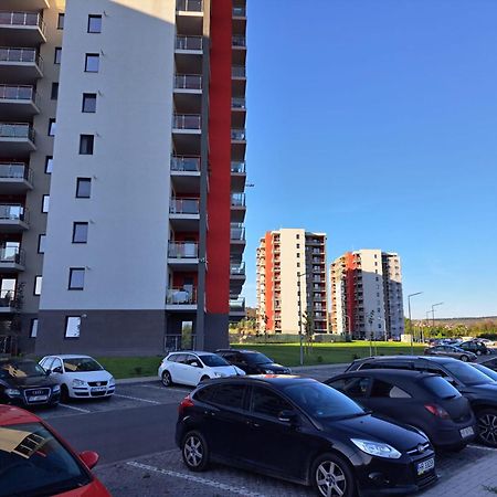 The World Apartament II Targu Mures Exterior photo