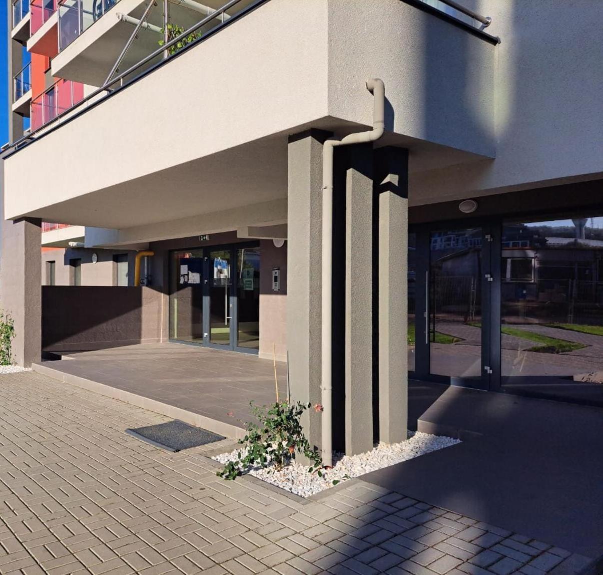 The World Apartament II Targu Mures Exterior photo